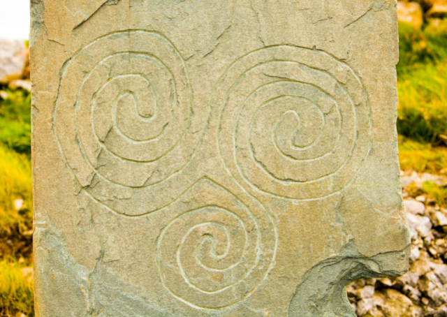 Standbeeld van een oud Keltisch godenteken