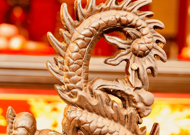 Staart van Long Wang, de Chinese Drakenkoning