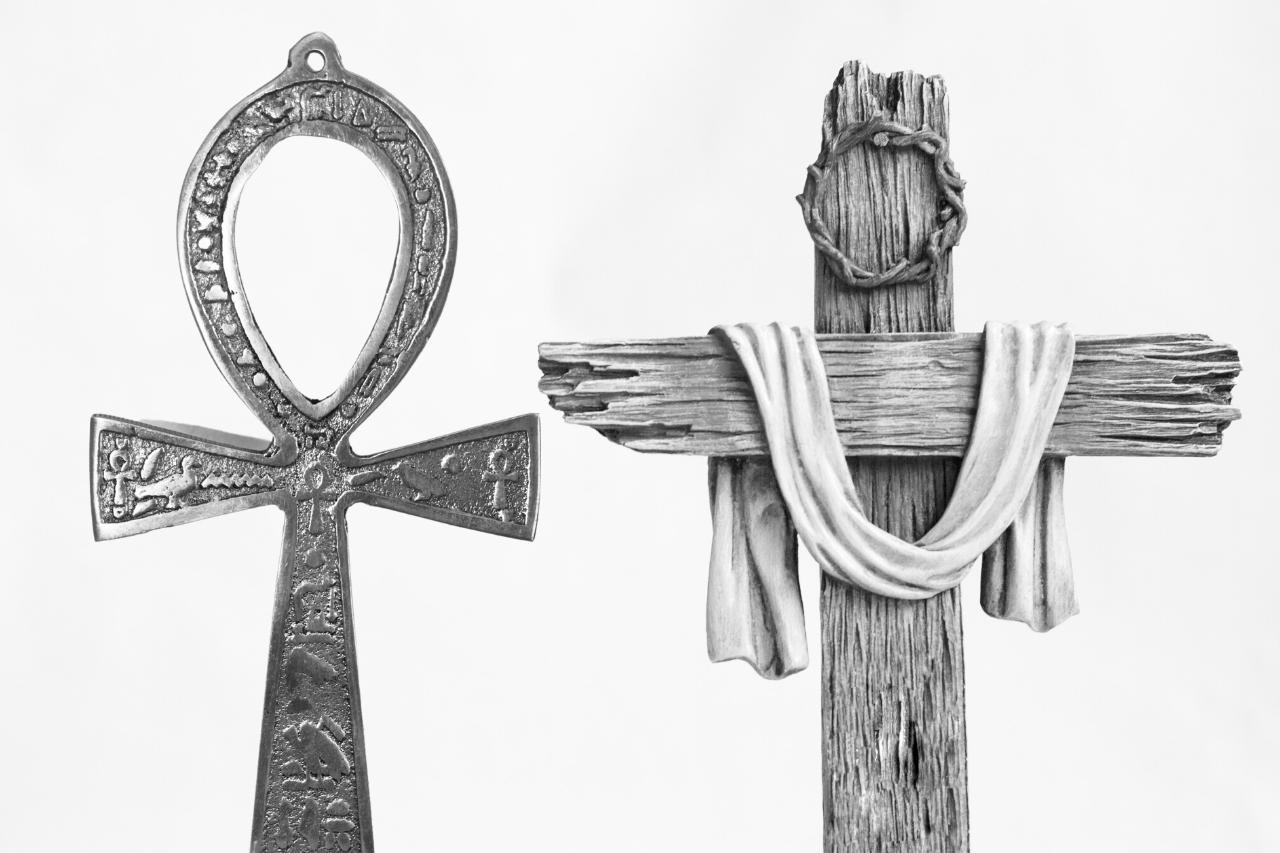 Ankh vs Kruis: Welk van deze religieuze symbolen kwam eerst?