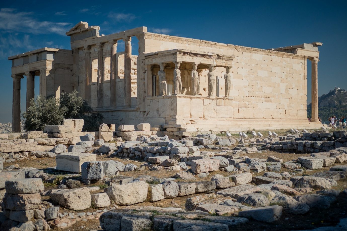 Ruïnes van het oude Athene. Foto door Luca Sartoni, CC-BY 2.0