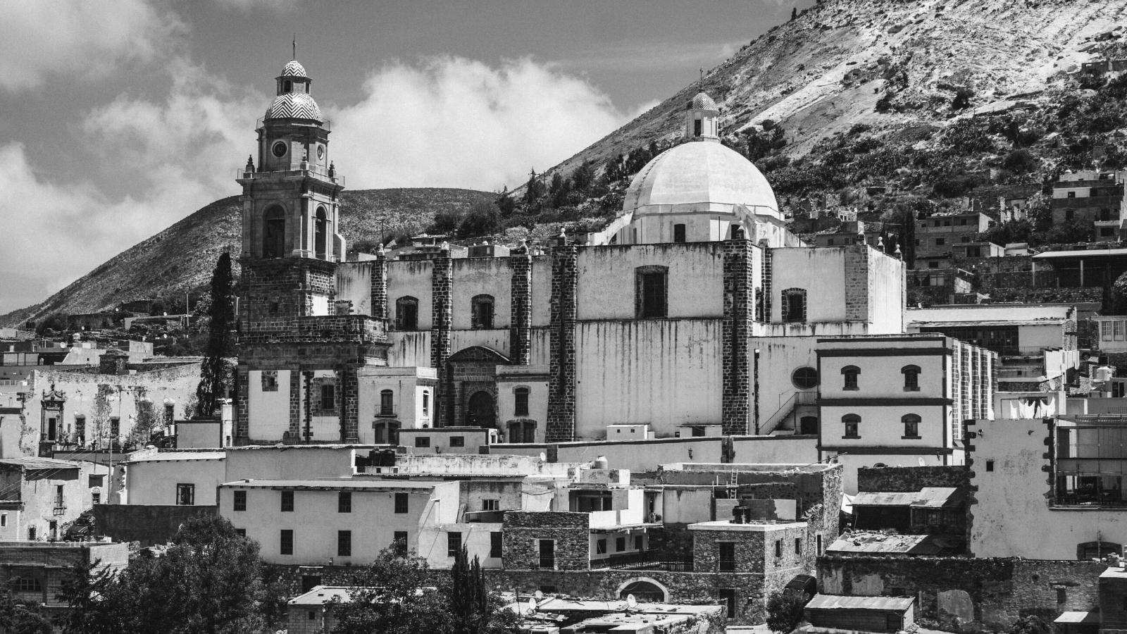 Hoe droegen de kruistochten bij aan de val van het Byzantijnse Rijk?