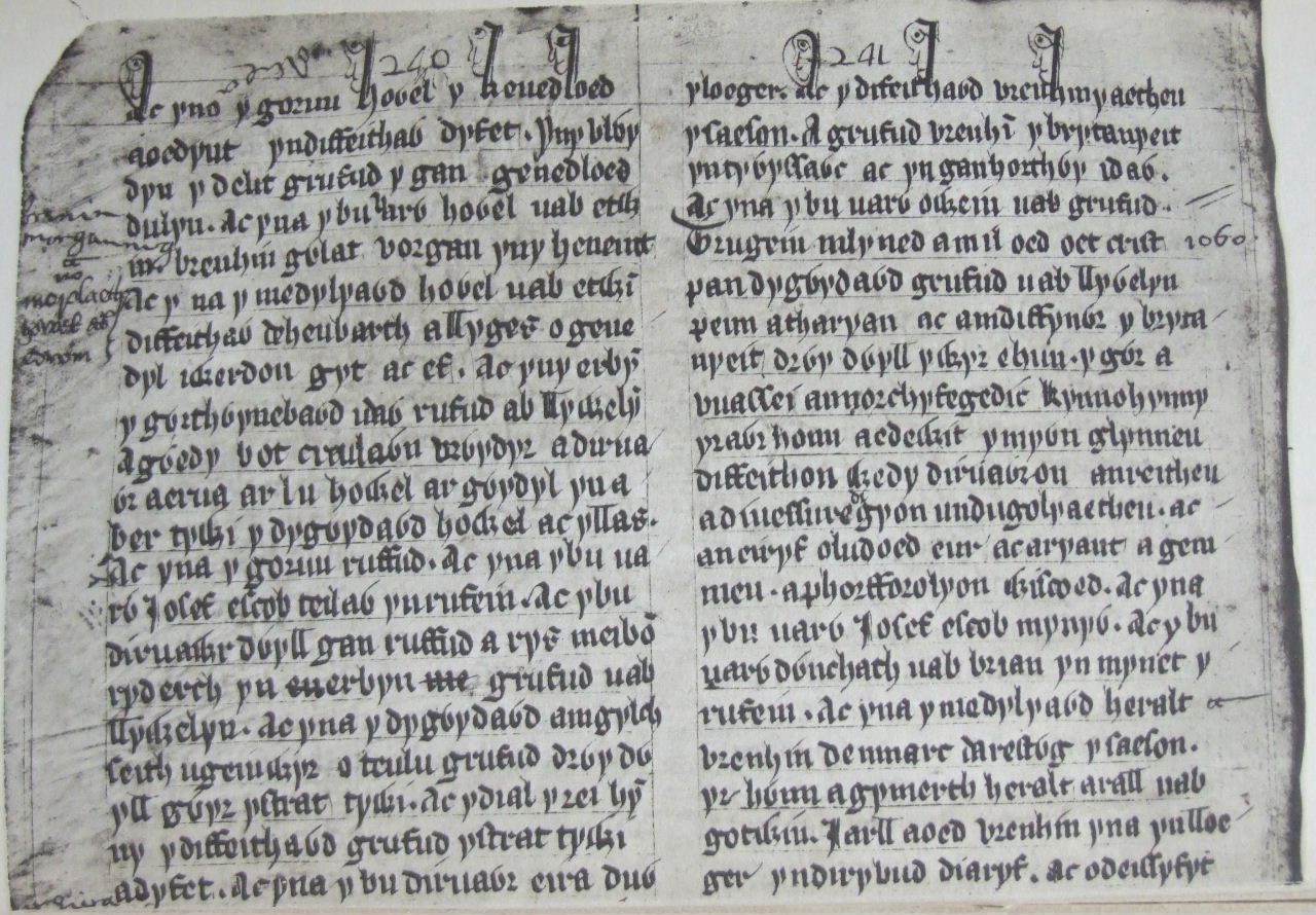 Kolom 240 - 241 van het Red Book of Hergest, 1375 - 1425. Scan van J. Gwenogvryn Evans' facsimile-uitgave (1890)