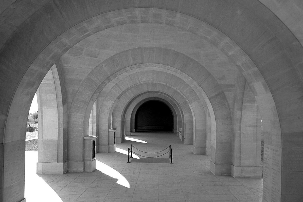 De Eerste Slag bij El Alamein: Hoe het Tij Keerde