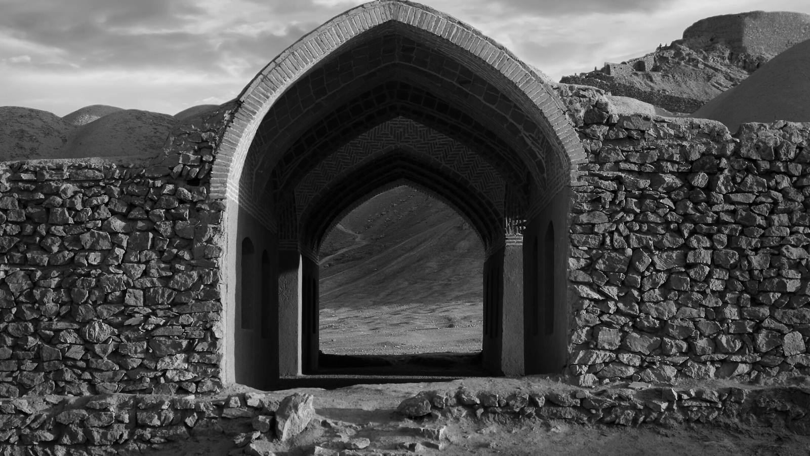 Cambyses: Een Man met Voortreffelijke Gewoonten en een Uitzonderlijke Familie